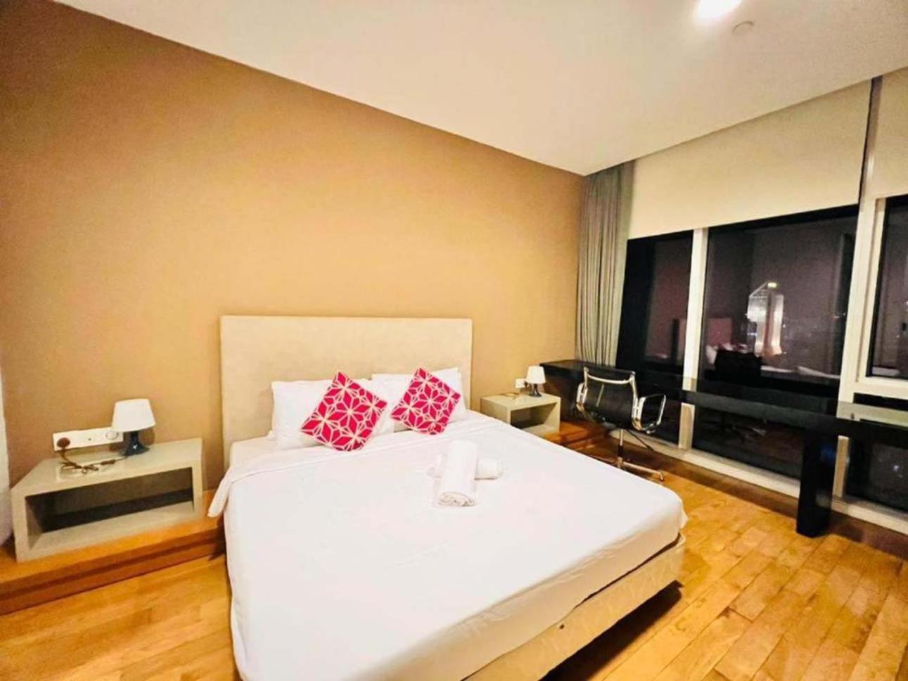 The Platinum Klcc Kuala Lumpur Bukit Bintang By Classic Esterno foto